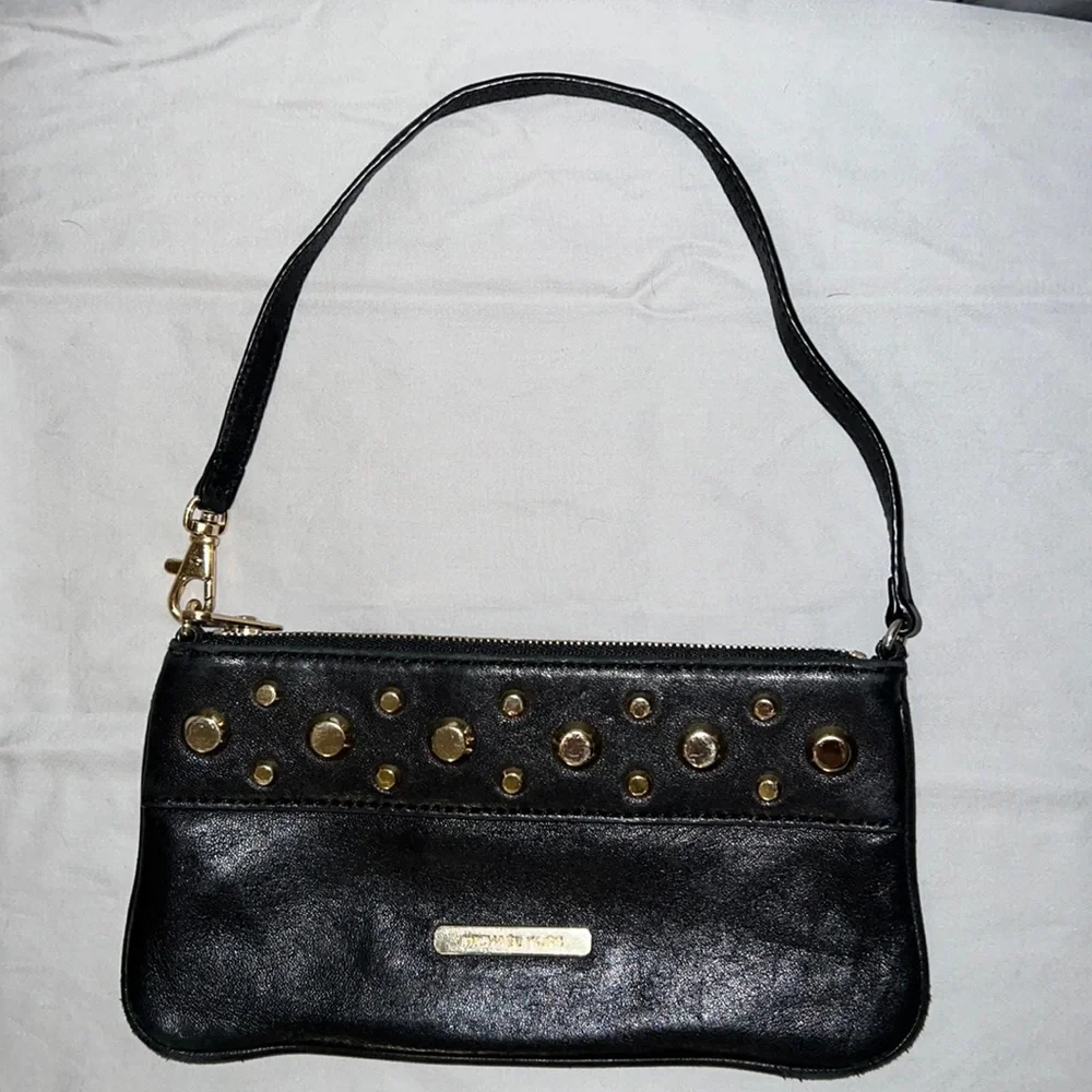 Michael Kors Zipper Wristlet - Picture 1 of 9